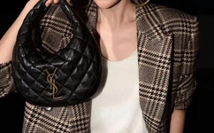 国产又粗又大又爽的A片精华液